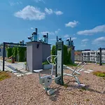 Spacious With Balcony Near The Slavic Hill By Renters Prestige *