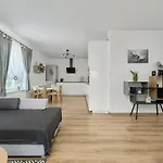 דירה Spacious With Balcony Near The Slavic Hill By Renters Prestige ורוצלב
