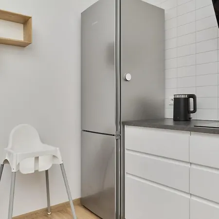 Spacious With Balcony Near The Slavic Hill By Renters Prestige アパート *