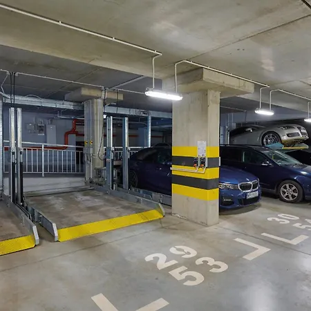 Apartmán Spacious With Balcony Near The Slavic Hill By Renters Prestige